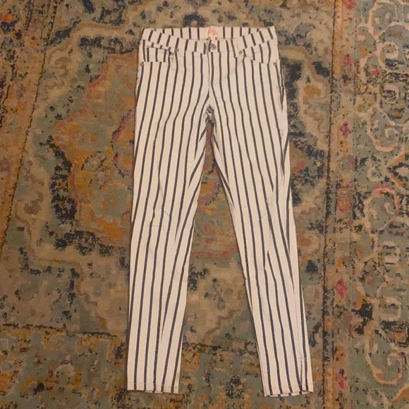 Black and white striped jeans - Picture 2 of 2